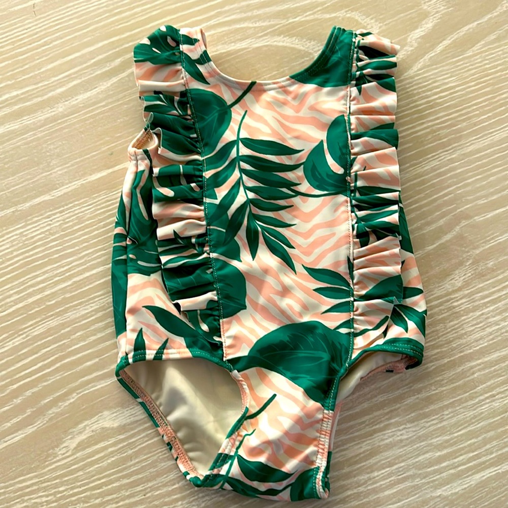 Harper Canyon Ruffle One Piece Swimsuit in Pink Cream Animal